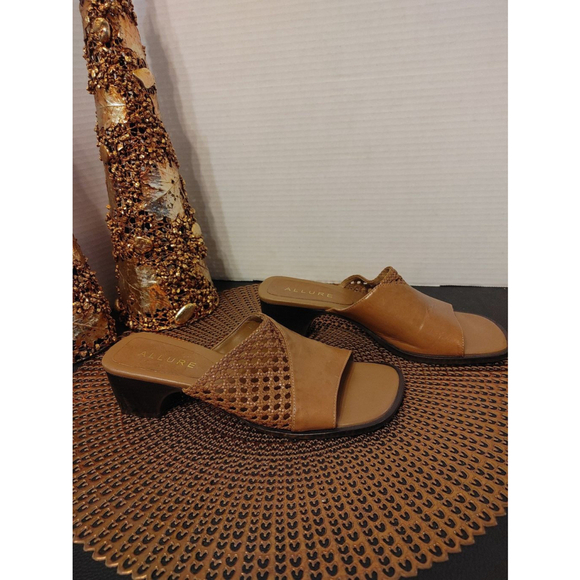 Allure Leather Mules Size 7M - Picture 3 of 3